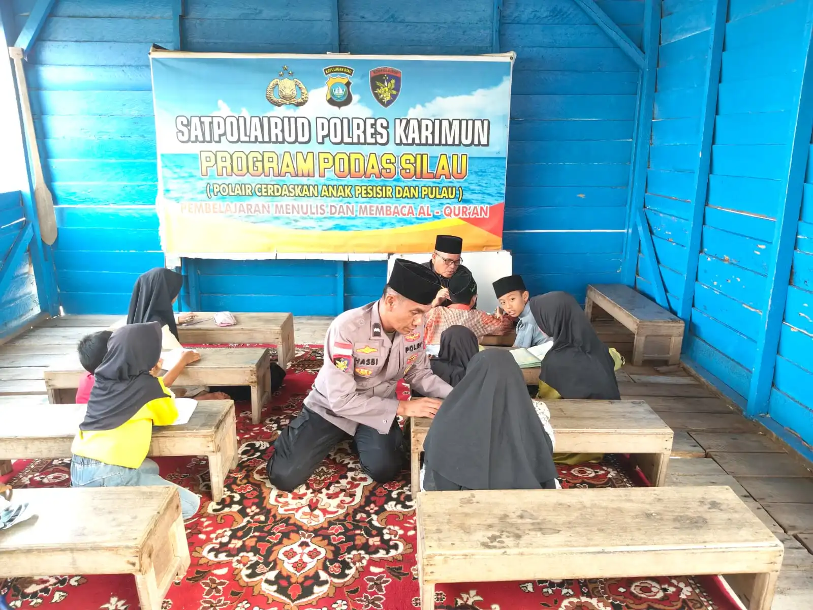 Dari Kapal Perpustakaan ke Rumah Pintar: Revolusi Pendidikan Anak Pesisir Berbasis Laut
