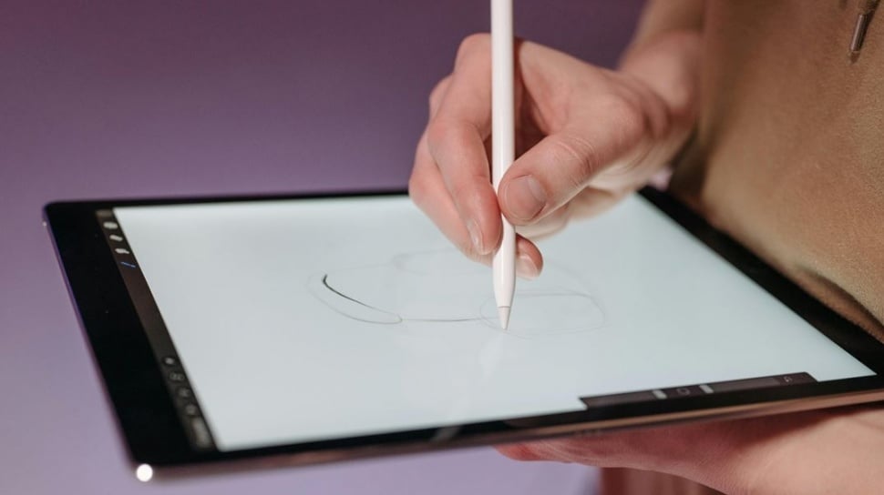Tablet dengan Stylus untuk Desain Grafis: Mana yang Paling Tepat untuk Kerja Kreatif?