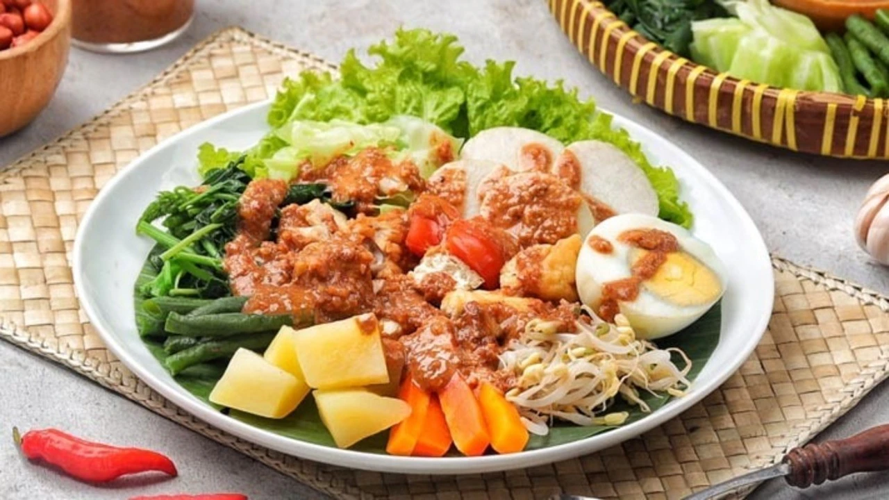 Batagor, Kerak Telor, dan Gado-Gado: Mengapa Tetap Jadi Pilihan Utama