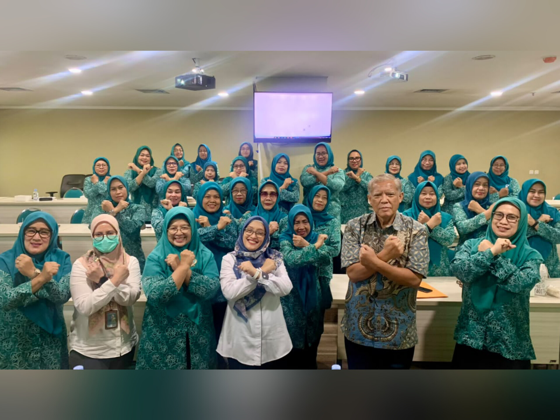Kader PKK di Garis Depan Pencegahan Stunting Anak