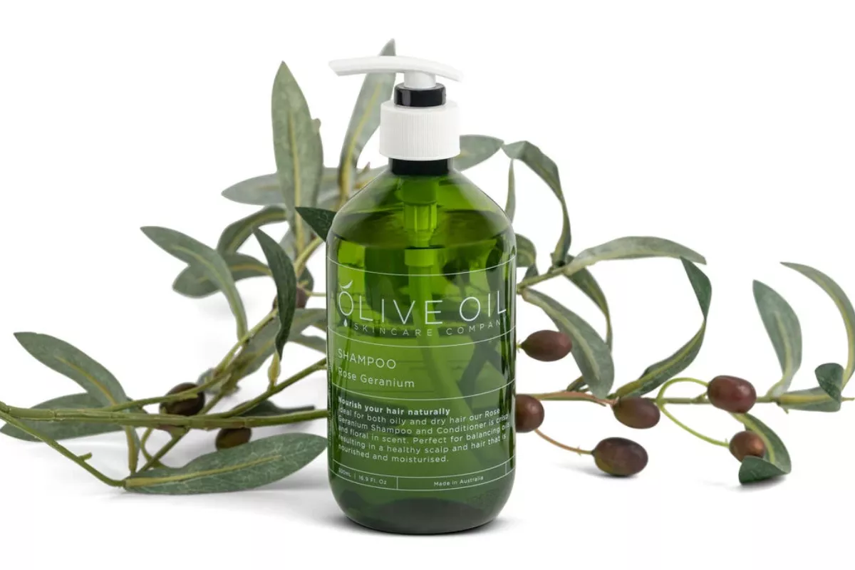 Panduan Minyak Zaitun, Castor Oil, dan Minyak Alami untuk Rambut Rusak