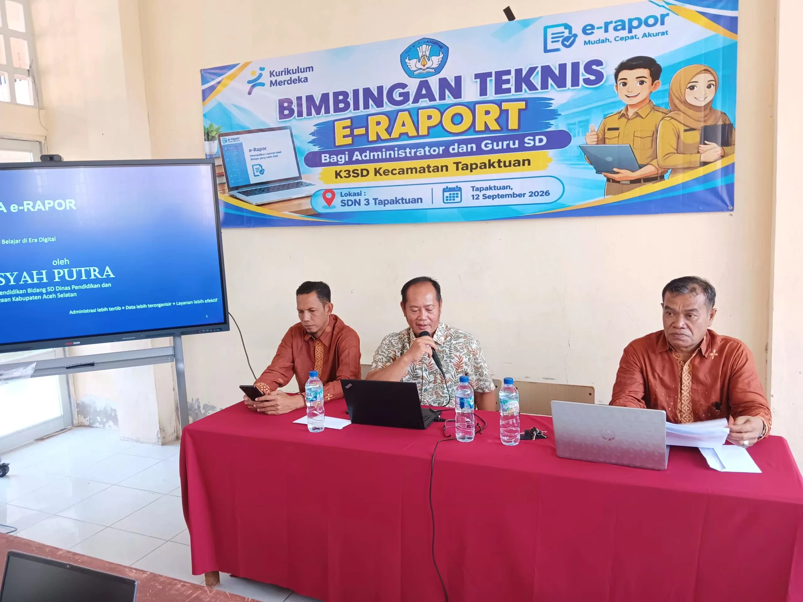 Pelatihan Literasi Digital Guru: Dari E-Raport hingga ERT