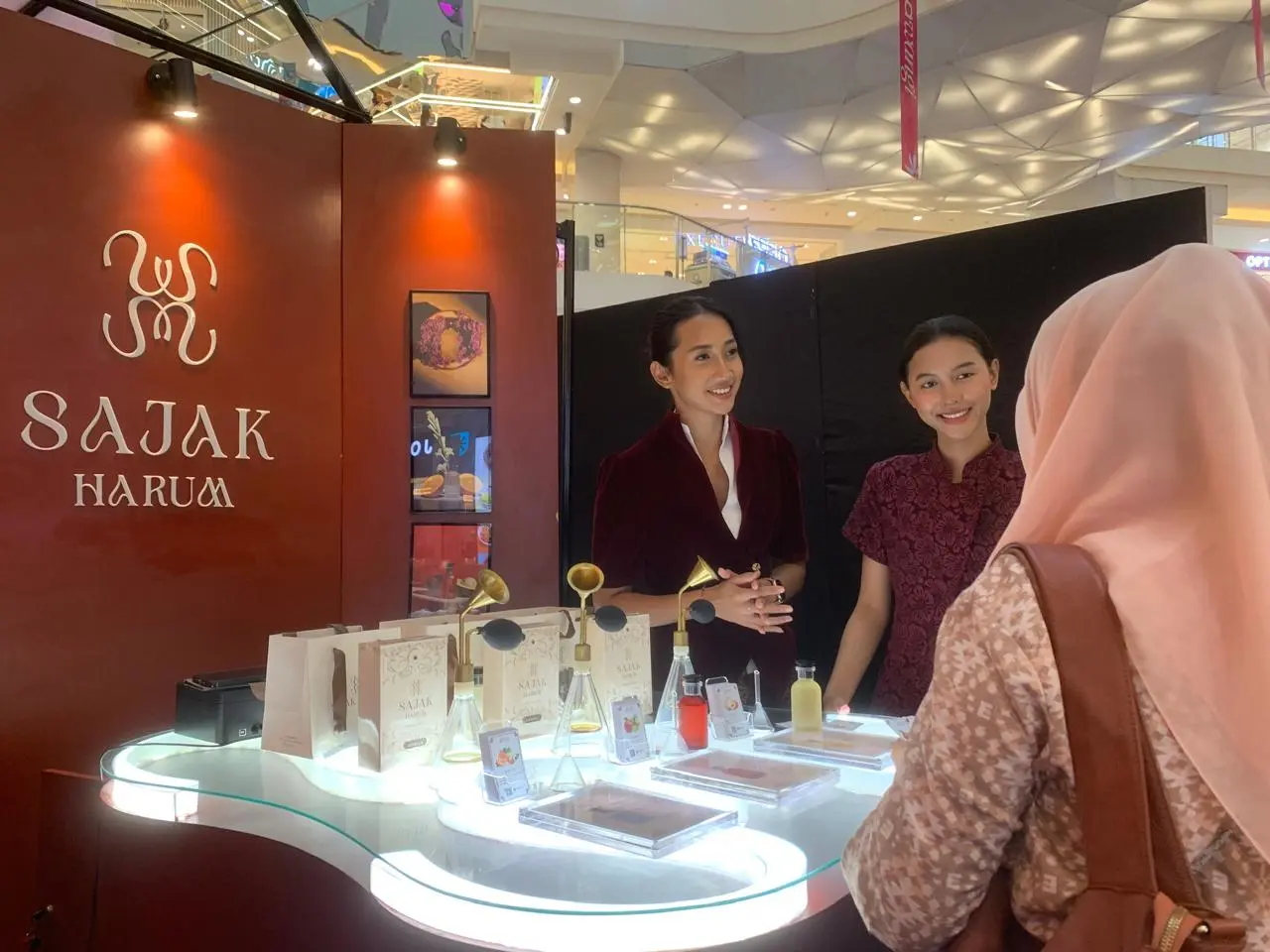 Dari Influencer ke Pengusaha Parfum: Kuasa Personal Branding