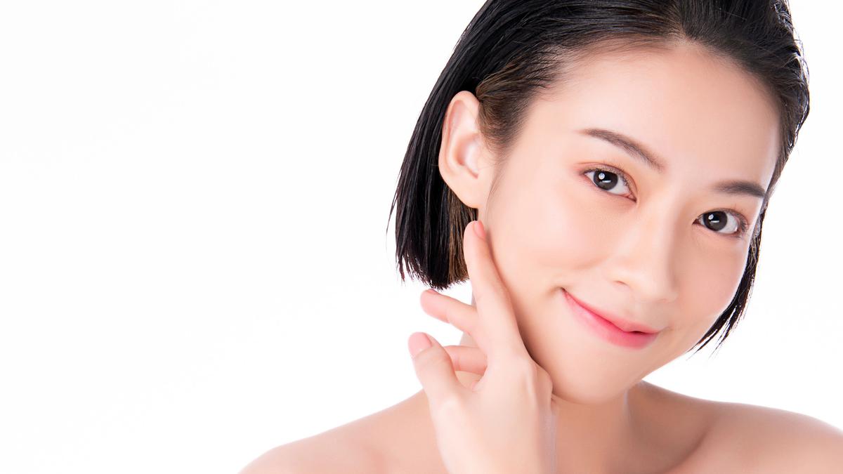 Polusi dan Sinar UV: Musuh Skin Barrier yang Wajib Diantisipasi