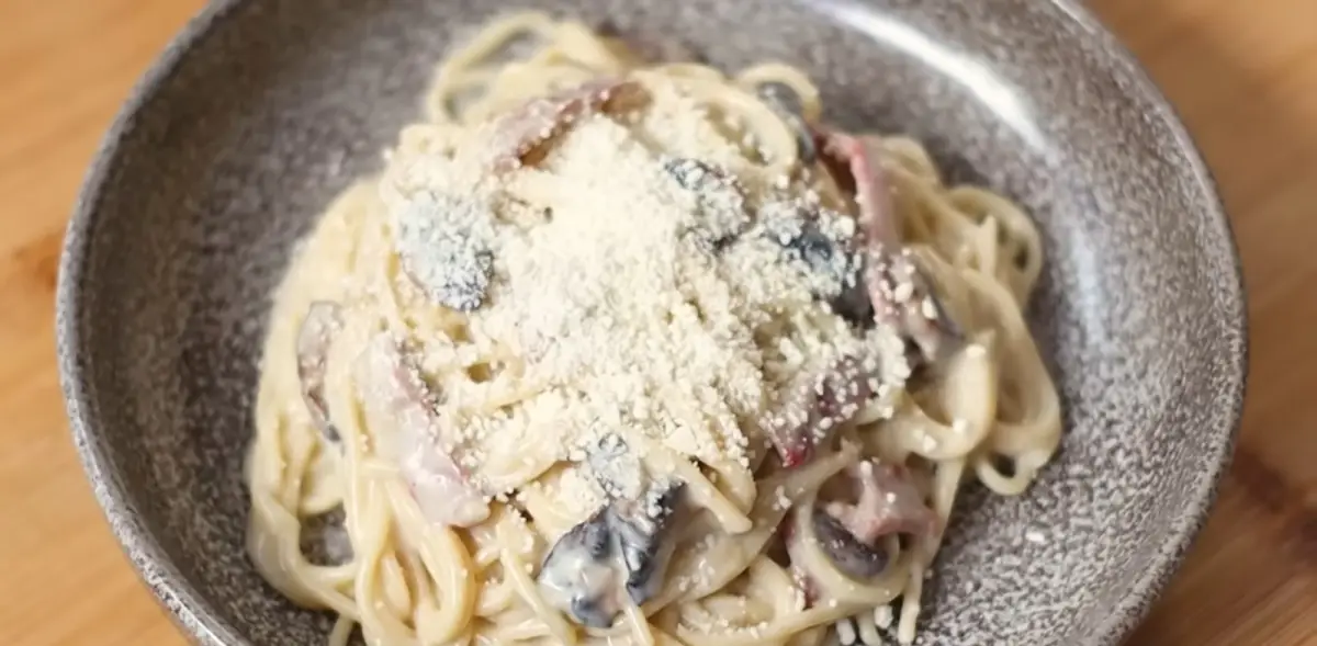 Creamy Salmon Pasta Bergizi untuk Ibu Menyusui