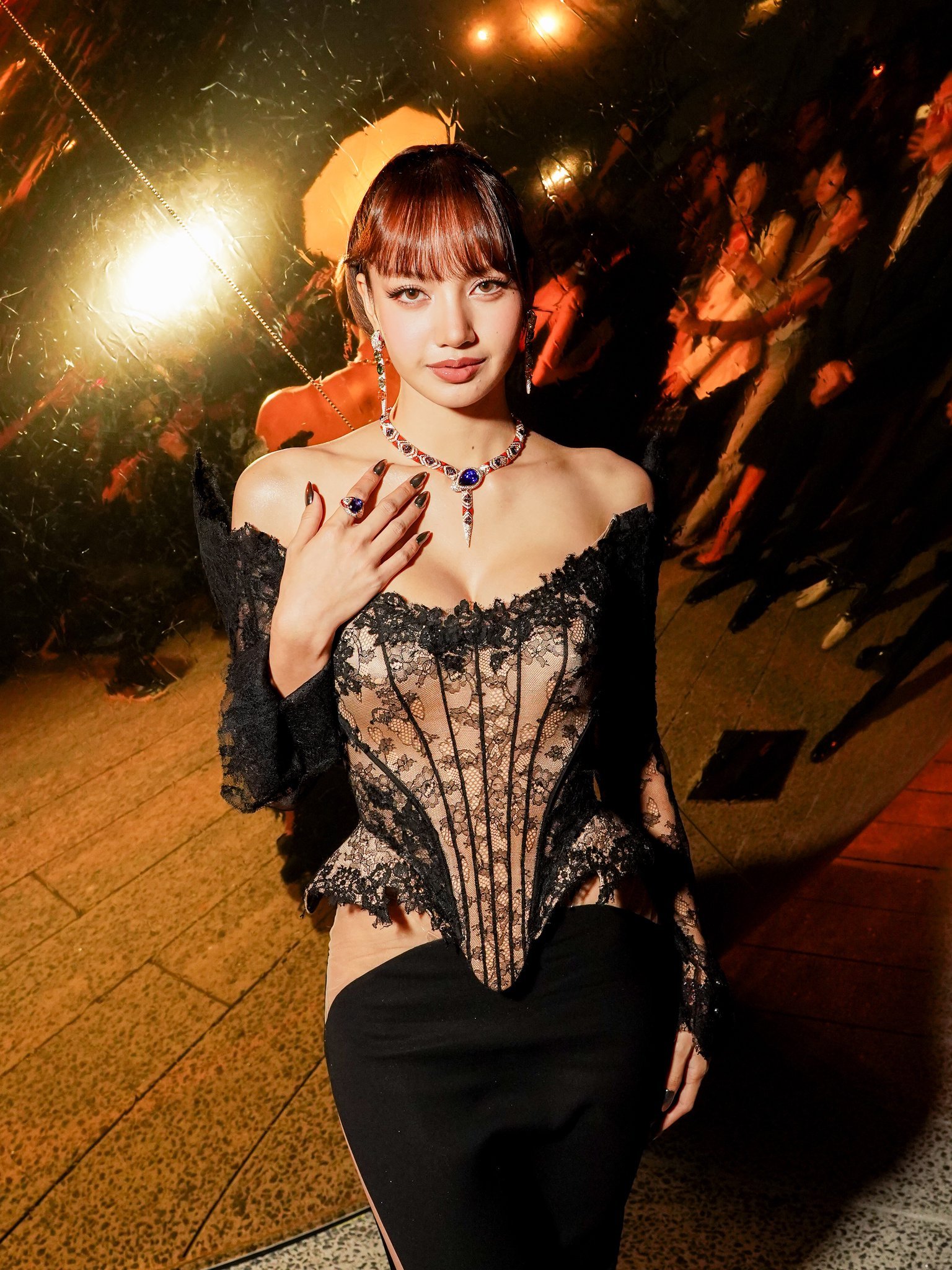 Selebriti Global Memeriahkan Pesta Bulgari Serpenti Infinito