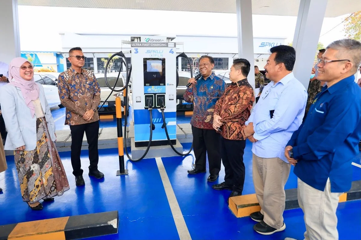 SPKLU Signature vs Reguler: Memilih Kenyamanan Pengisian Daya
