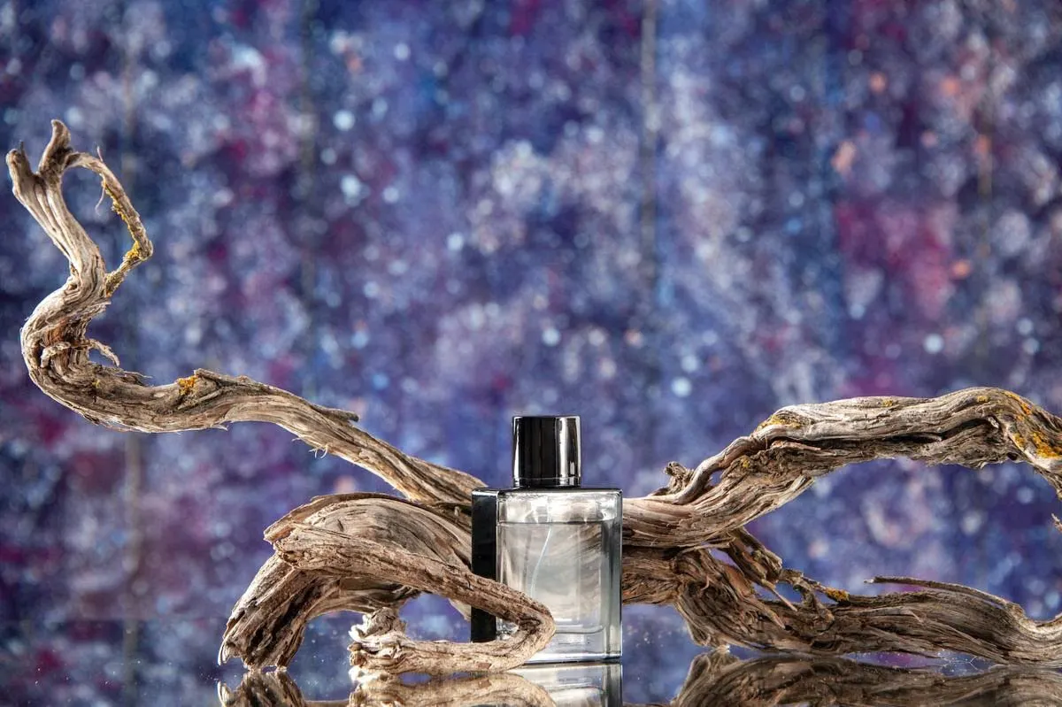Panduan Memilih Parfum Citrus Woody untuk Pria: Segar dan Berkelas