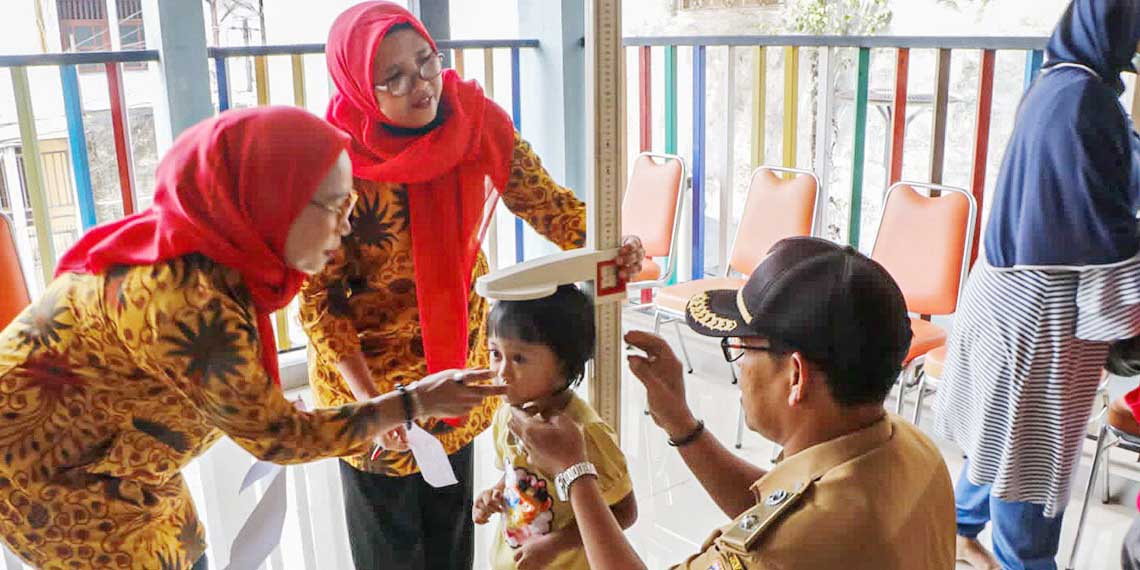 Target Stunting 14 Persen: Posyandu Pintar dan Tanggung Jawab Orang Tua