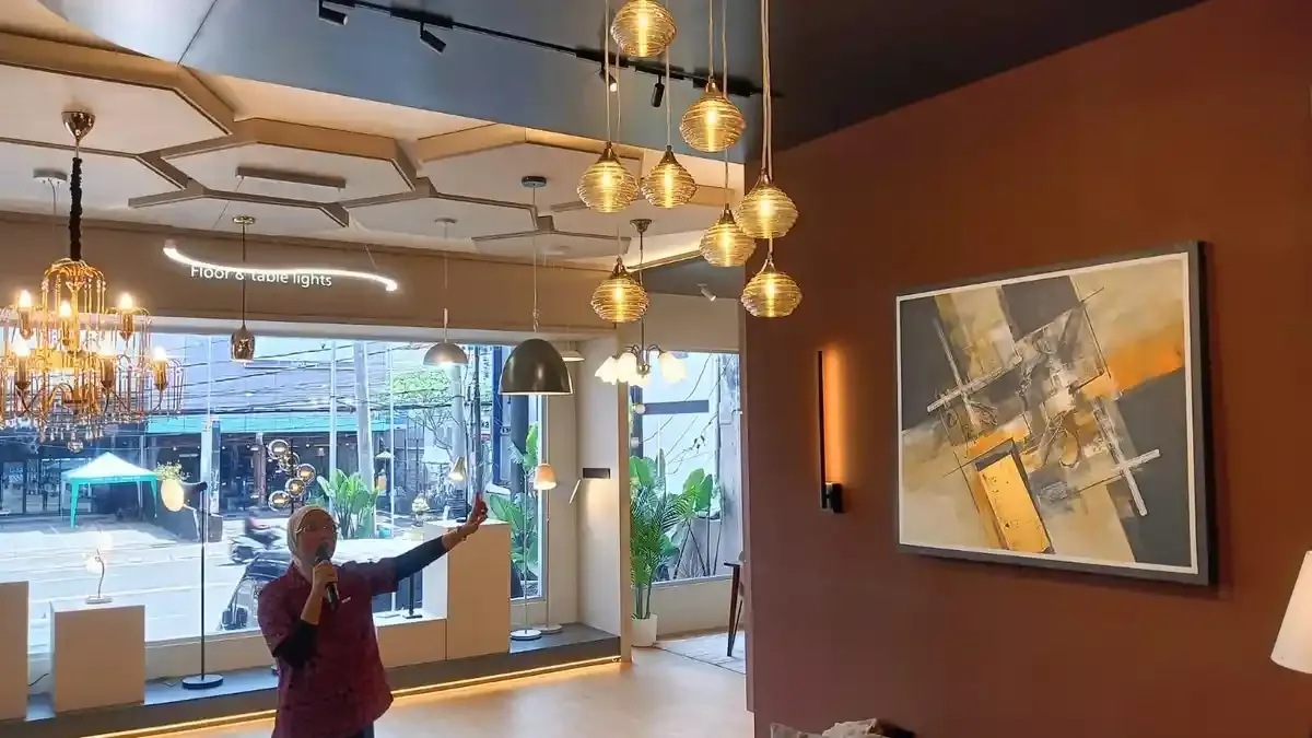 Pencahayaan Berkarakter: Saat Lighting Personal Membentuk Jiwa Rumah