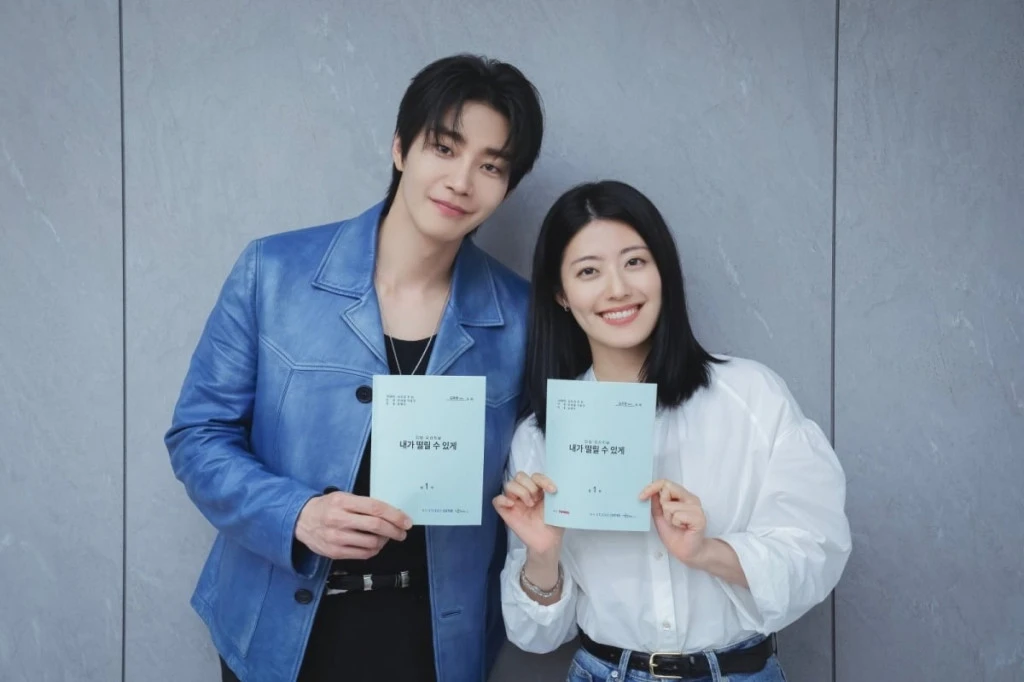 Make Me Tingle: Romansa Berlawanan yang Bikin Penasaran
