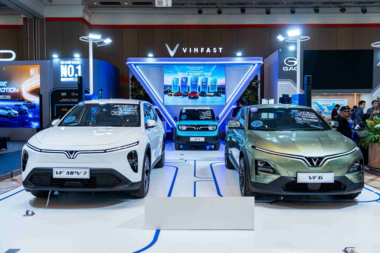 VinFast Bawa Ekosistem Mobil Listrik Lengkap ke GIIAS Bandung