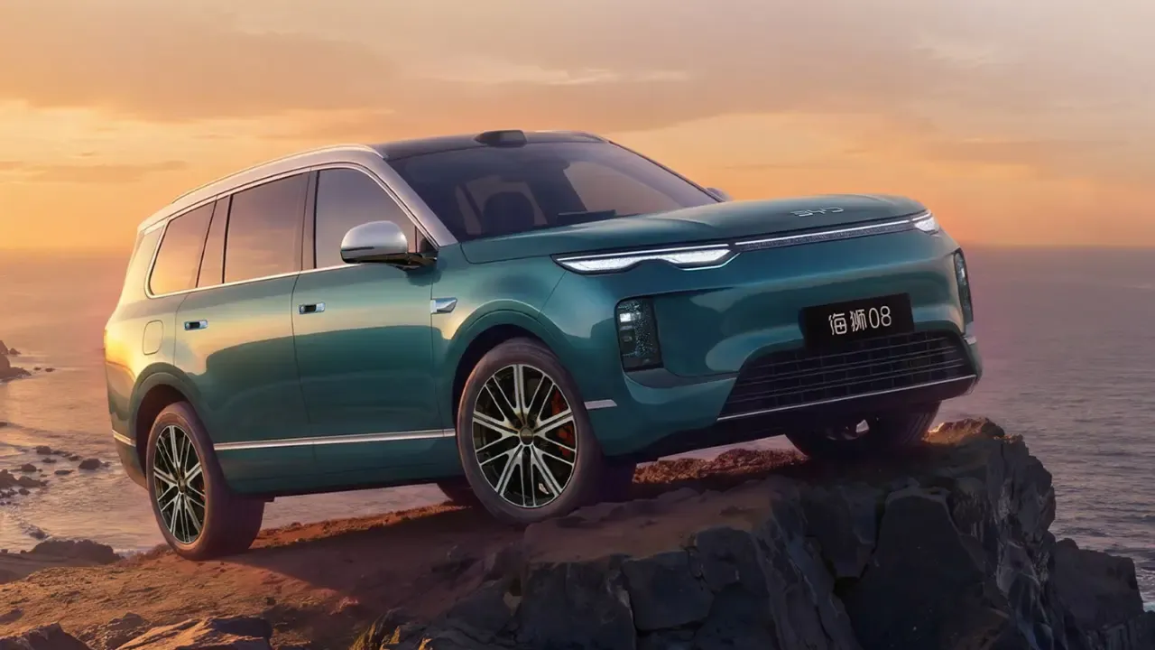 BYD Sealion 08: 12.000 Pesanan dalam 24 Jam dan Sinyal Baru SUV Listrik Hybrid Premium