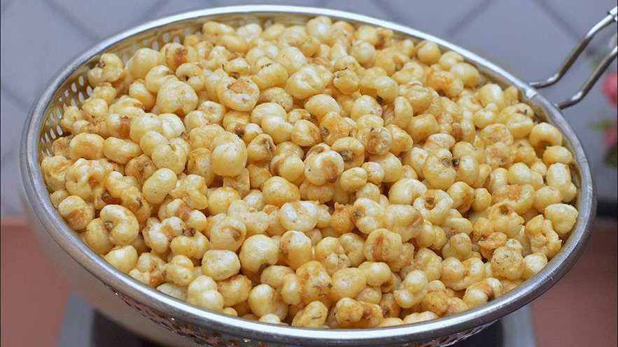 Lima Kudapan Jagung Sulawesi dengan Tekstur dan Rasa Unik