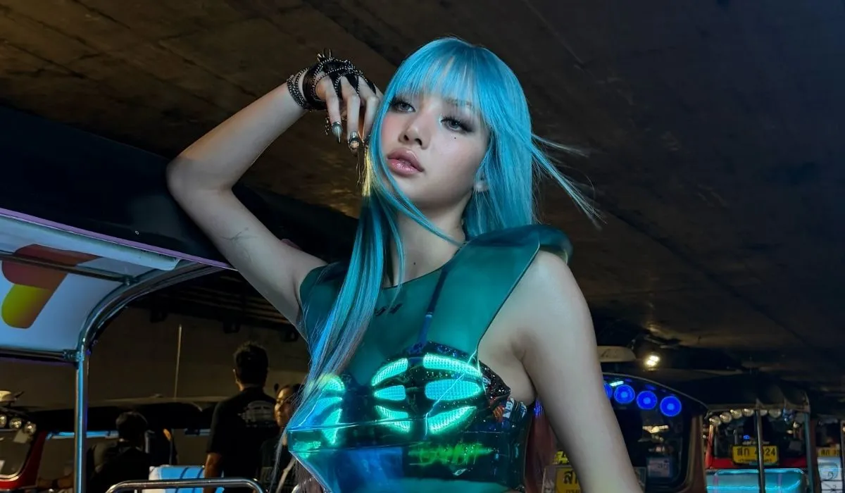 Y2K dan Y3K: Nostalgia dan Futurisme yang Menguasai Fashion Gen Z