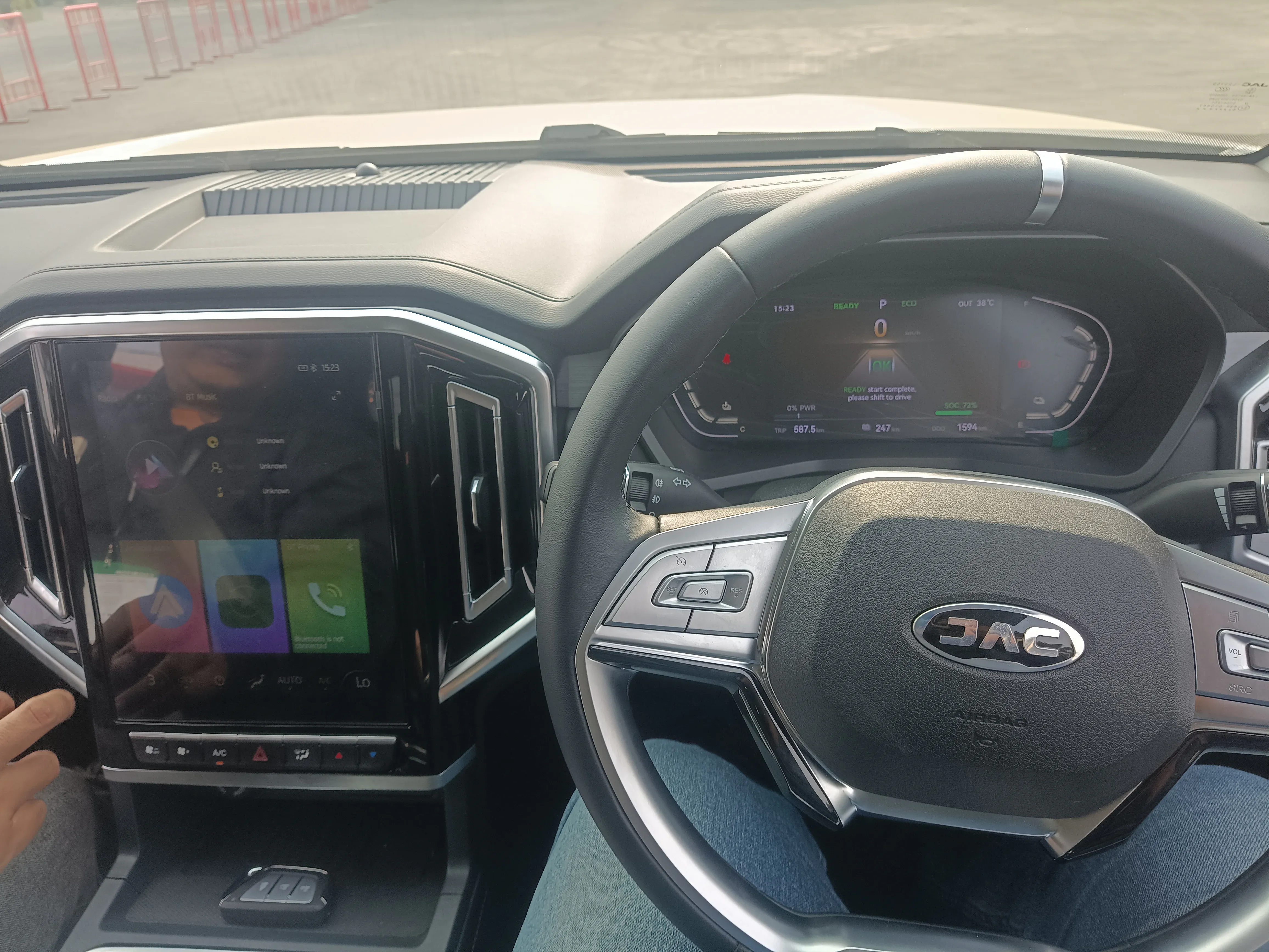 JAC T9 EV: Mobil Listrik 4x4 yang Siap Turun ke Tambang
