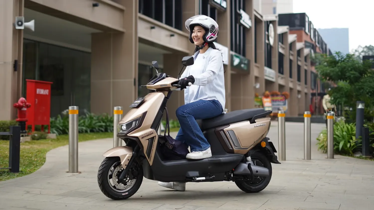 United E-Motor MT1500 Li dan Era Baru Motor Listrik Baterai Lithium