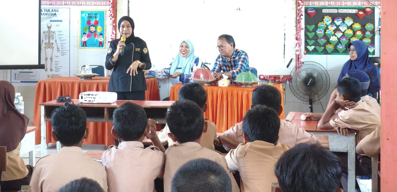Program Menulis Terstruktur di Sekolah: Journaling hingga Bengkel Sastra