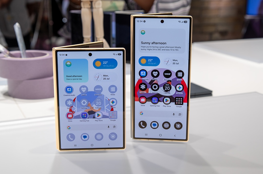 Galaxy Z Fold8 201 Gram: Rekayasa Material di Balik Ponsel Lipat Teringan