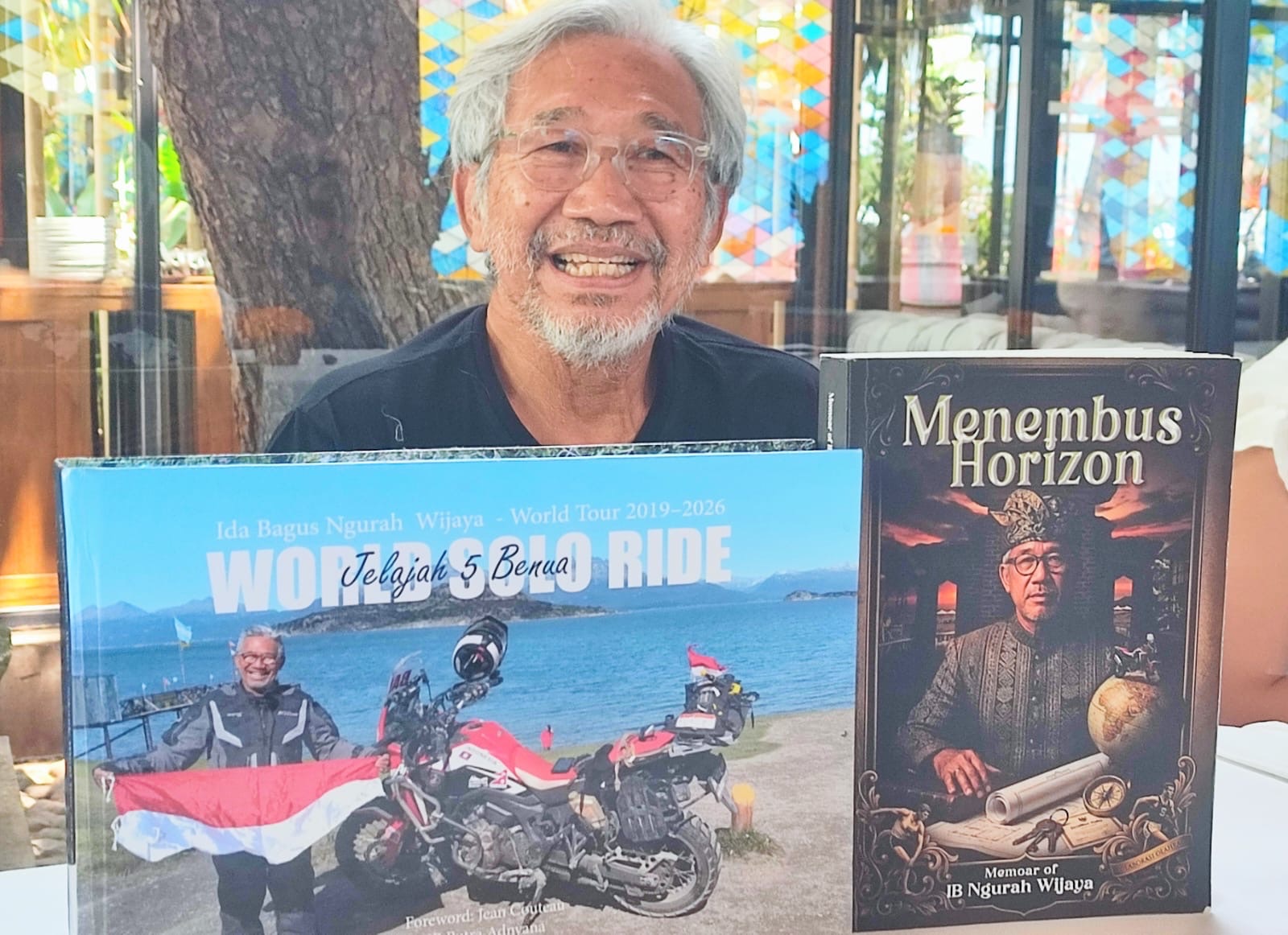Dari Motor Keliling Dunia ke Buku: Kisah Ngurah Wijaya