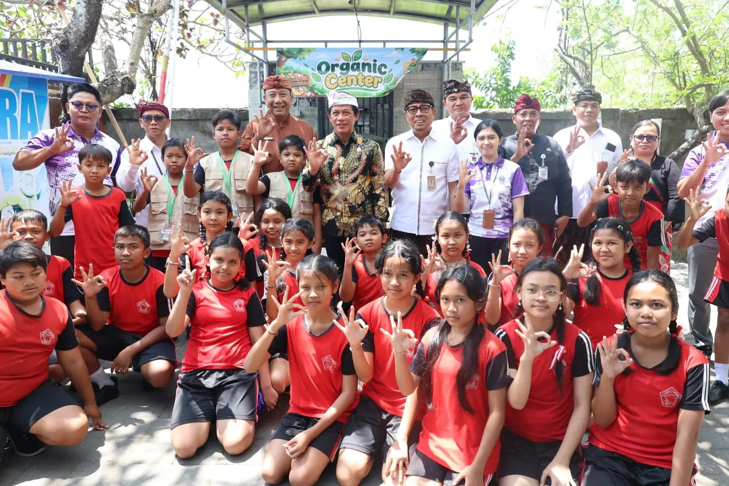 Mengajarkan Anak Mengenal dan Memilah Sampah Sejak Dini
