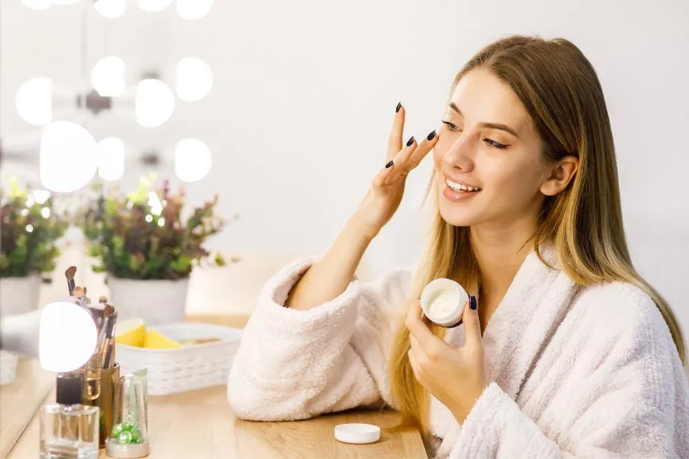 Rutinitas Pagi Skincare Minimal: 3 Langkah Esensial
