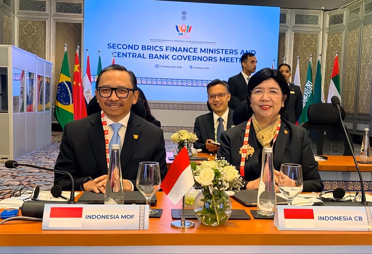 Transaksi Tanpa Dolar: QRIS Antarnegara dan Strategi Rupiah-Rupee