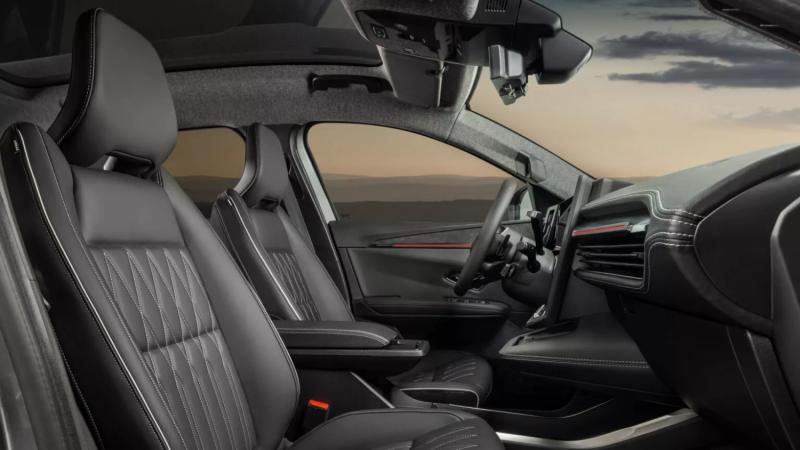 Strategi Harga Agresif Mitsubishi Eclipse Cross EV dan eK Cross EV