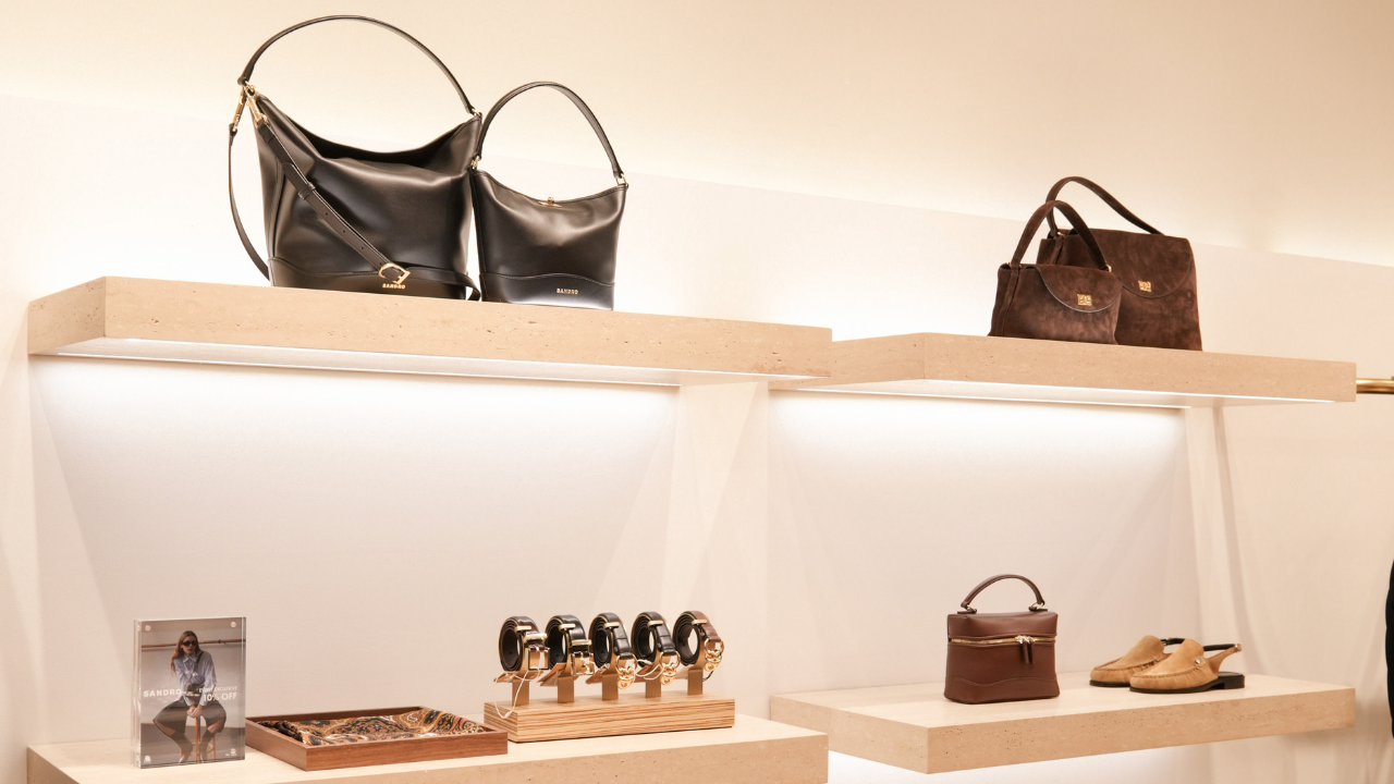 Pop-Up Mewah Jakarta: TUMI Alpine Chalet dan Sandro di Plaza Senayan