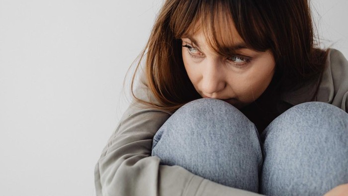 Cara Tepat Memberikan Dukungan Emosional Tanpa Toxic Positivity