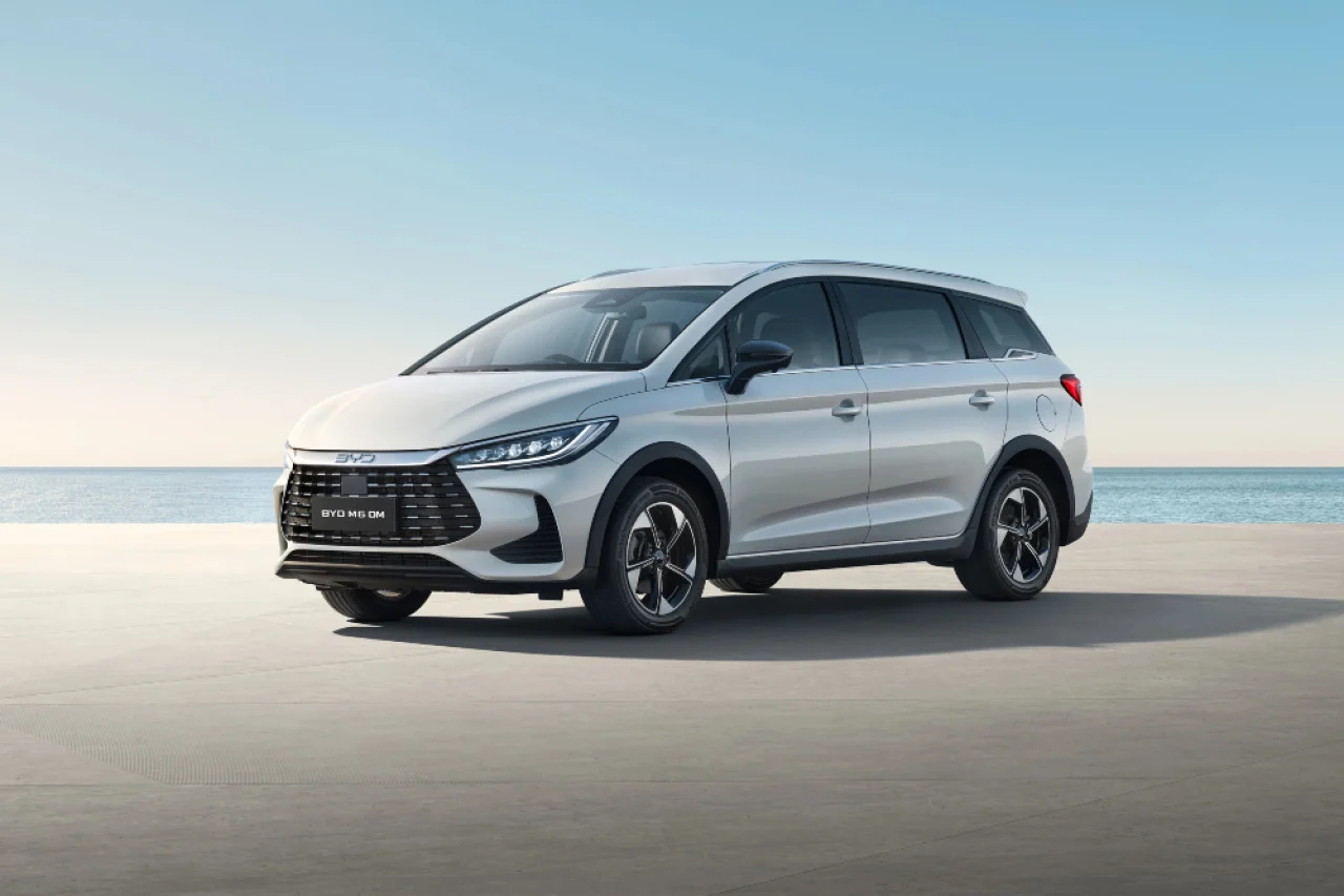 BYD M6 DM Terlaris dan Mengguncang Pasar PHEV