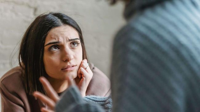 Trauma Dumping vs Curhat Sehat: Menjaga Mental dan Relasi