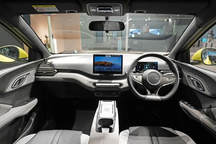 BYD Atto 1 Terlaris: Strategi yang Mengguncang Pasar Mobil Listrik