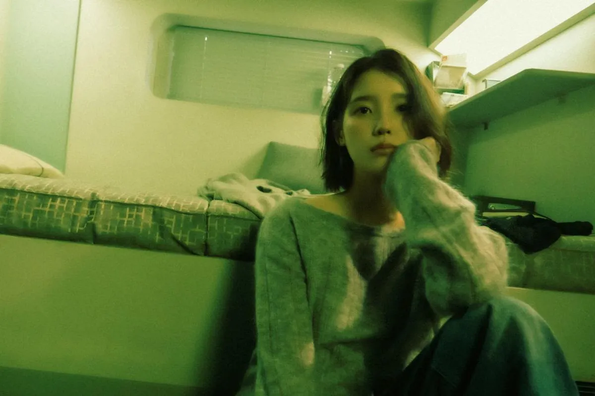 IU Menyulam Perpisahan dan Persahabatan di Single Digital From This Star