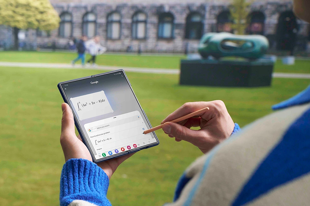 Delapan Generasi Ponsel Lipat Samsung: Dari Galaxy Fold ke Z Fold8 Ultra