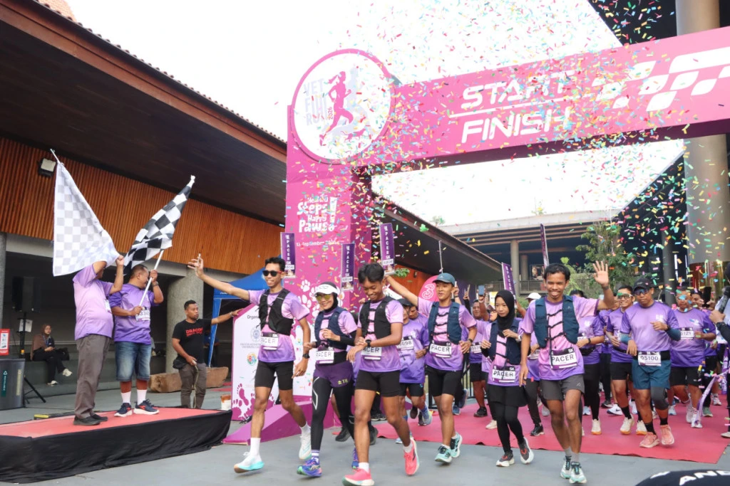 Vet Fun Run: Ratusan Warga Berlari Bareng Anabul di Kampus UGM