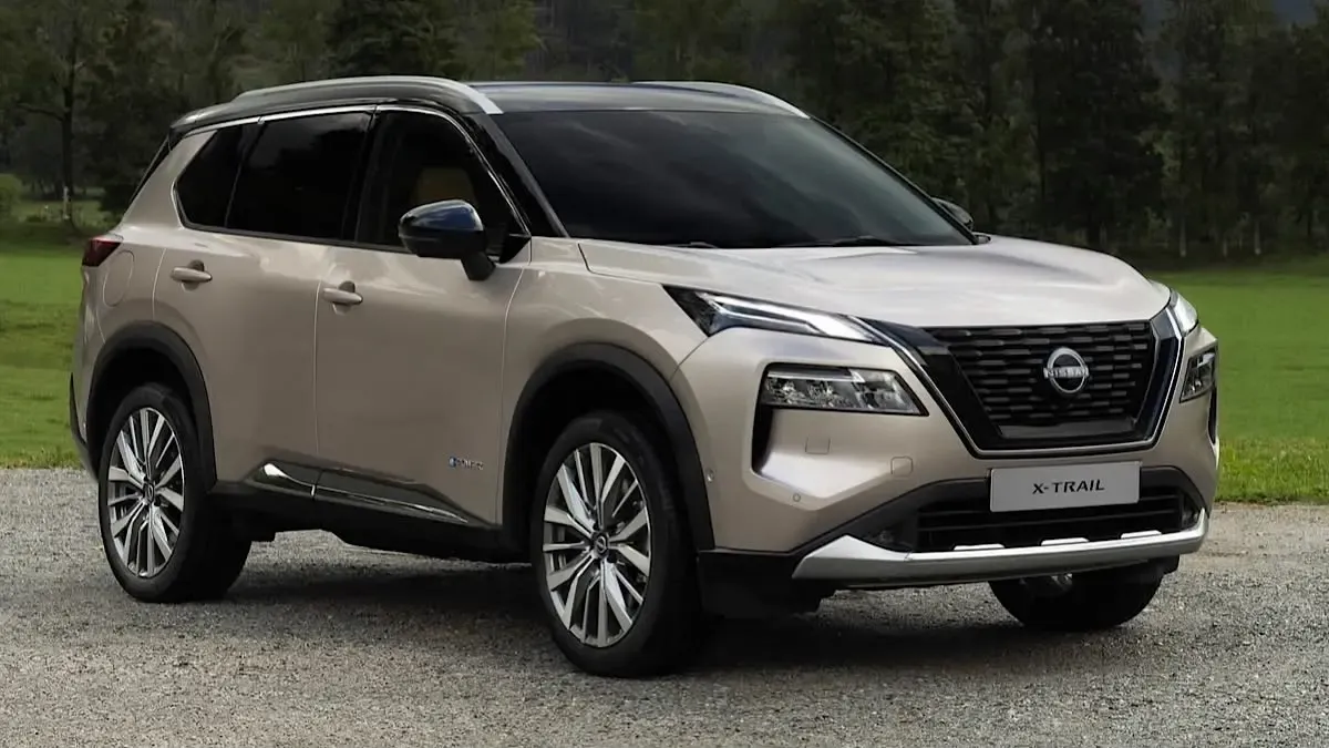 Nissan X-Trail T32 Bekas: SUV Nyaman dengan Fitur Lengkap