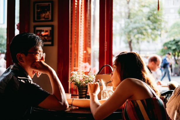 7 Tanda Anda Siap Membuka Hati Lagi Setelah Luka Emosional