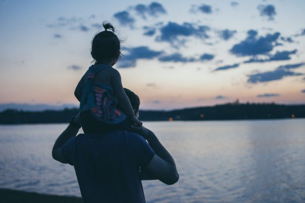9 Kesalahan Umum dalam Mengasuh Anak Sendirian dan Cara Mengatasinya