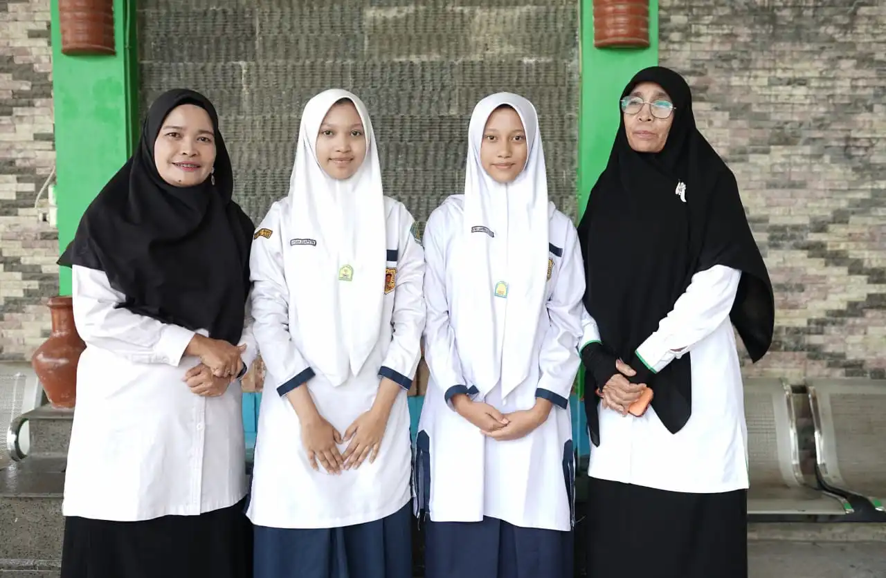 Dari Smart Bin ke Smart Room: Lompatan IoT di Madrasah