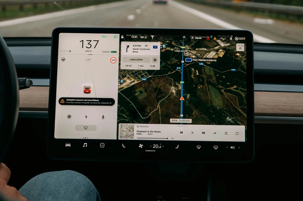 Google Maps Android Auto: Kecepatan Real-Time Tanpa Atur Tujuan