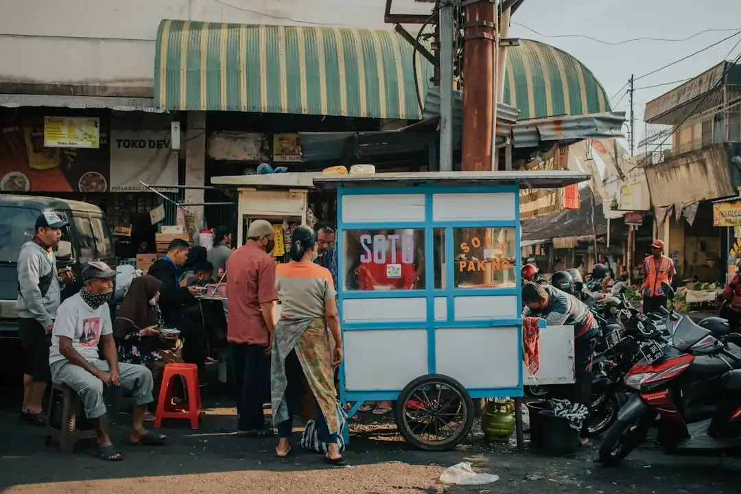 Dari Warung Pinggir Jalan ke 34 Kota: Strategi UMKM Kuliner Go Digital Tanpa Modal Besar