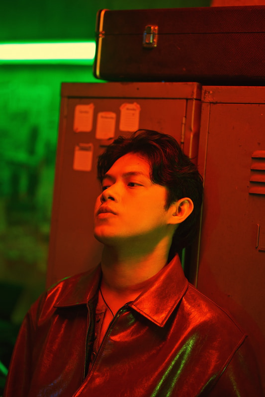 Album Kedua Rony Parulian Dunia dan Seisinya: Evolusi Vokal dan Emosi