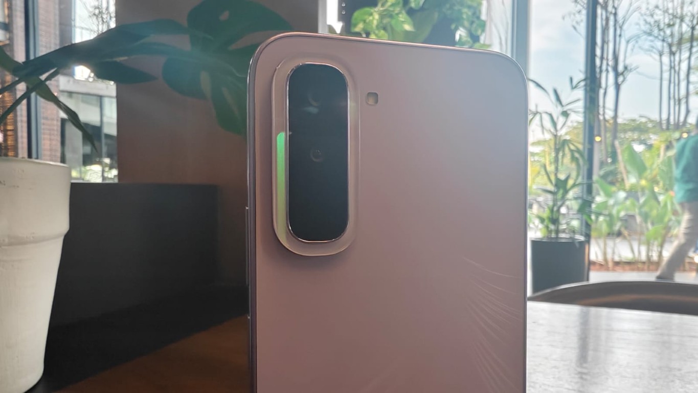 Infinix HOT 70 vs SMART 20: Mana Paling Awet Dipakai?
