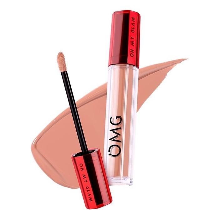 Tampilan Red Lip Selebriti: Lipstik Merah Lokal Tahan Lama
