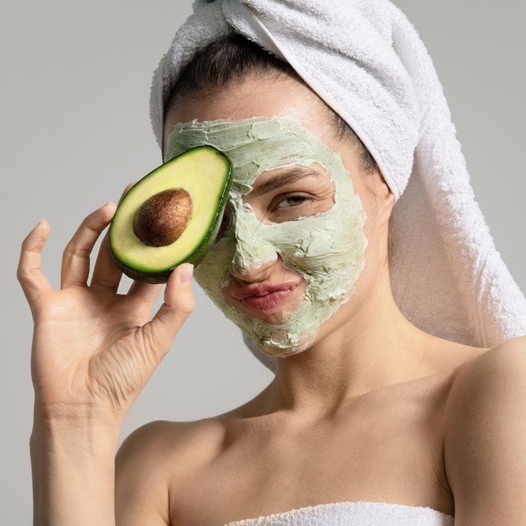 Masker Wajah Alami dari Dapur: Panduan Bahan Herbal Lokal