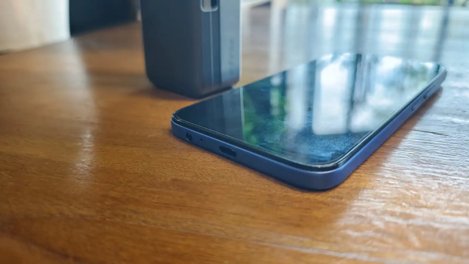 Infinix HOT 70 vs SMART 20: Mana Paling Awet Dipakai?