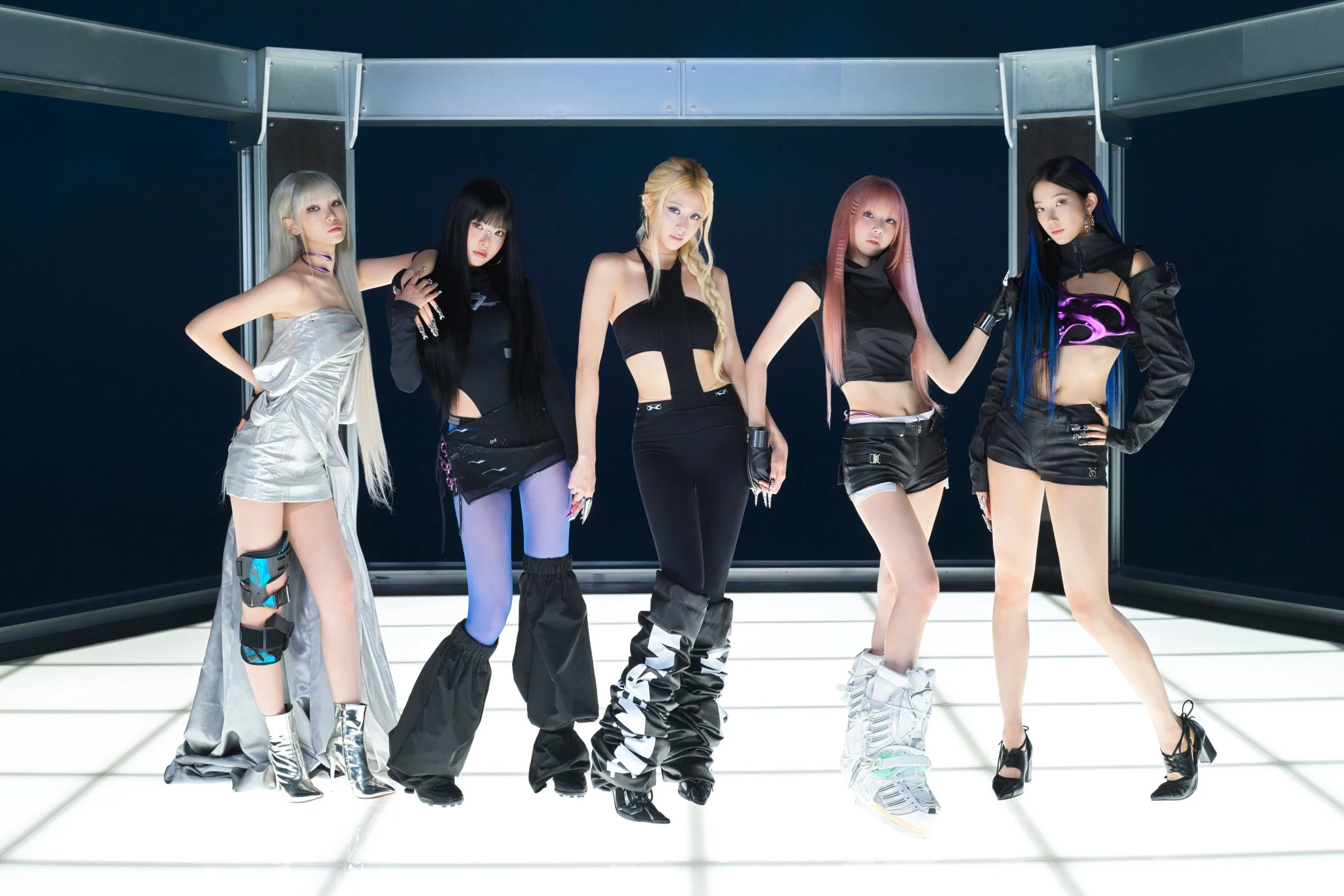 LE SSERAFIM Rilis ‘Made My Night’: Pop-Dance Spektakuler Bareng Overwatch