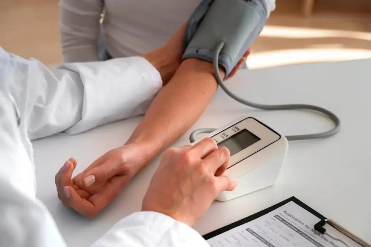 Diabetes, Hipertensi, dan Kolesterol Tinggi Mengintai Usia Muda