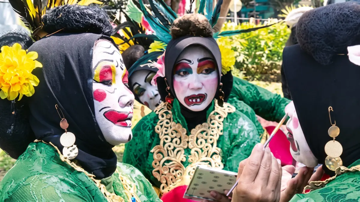 Wajah sebagai Kanvas Seni: Face Painting Kreatif untuk Karnaval
